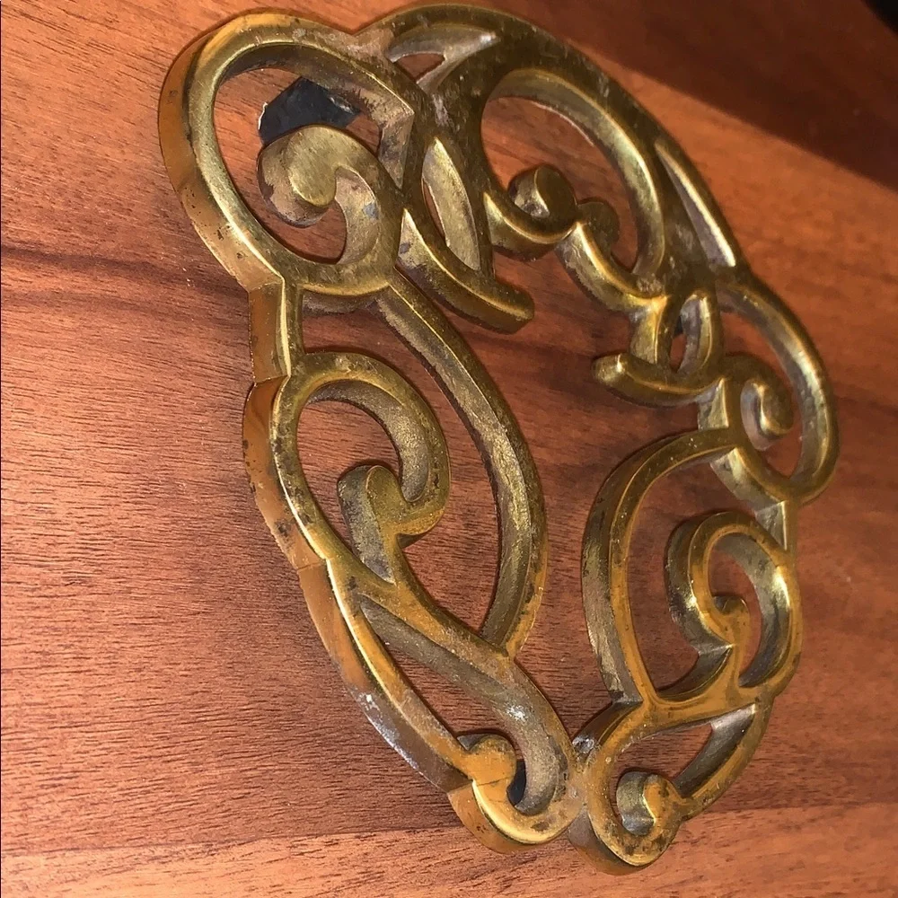 Vintage Brass MCM Retro Filigree Gold Metal Pot Trivet Kitchen Wall Decor